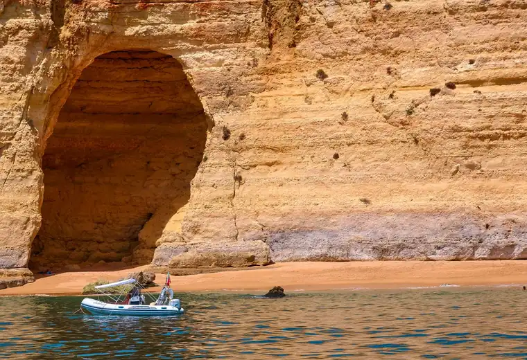Benagil Cave: how to actually visit (kayak, SUP or boat)