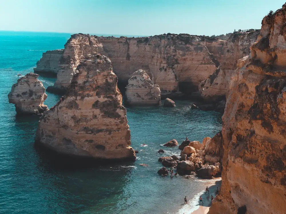 The best beaches in the Algarve (and how to pick yours)